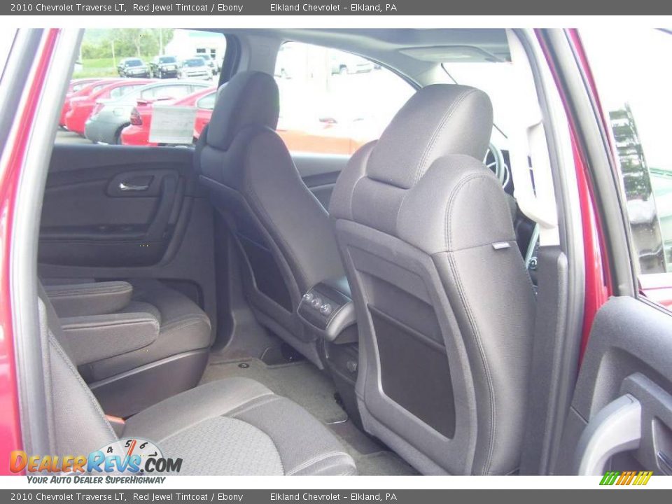 2010 Chevrolet Traverse LT Red Jewel Tintcoat / Ebony Photo #18