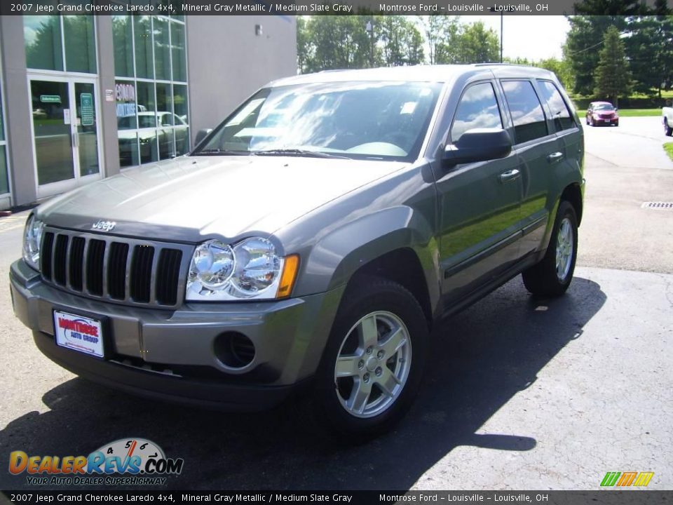 2007 Jeep Grand Cherokee Laredo 4x4 Mineral Gray Metallic / Medium Slate Gray Photo #1