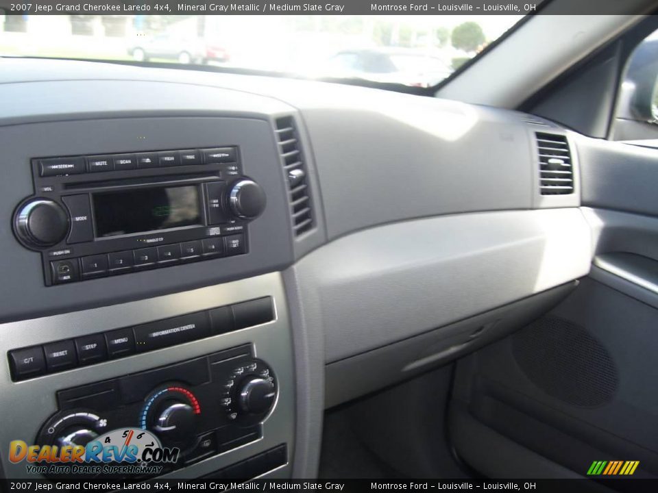 2007 Jeep Grand Cherokee Laredo 4x4 Mineral Gray Metallic / Medium Slate Gray Photo #11