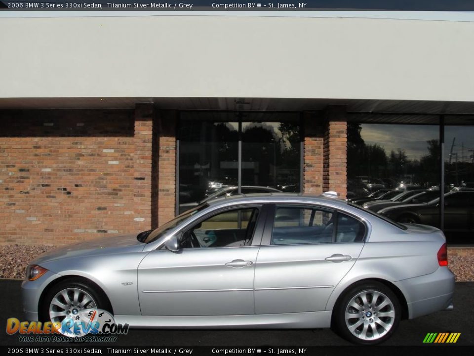 2006 BMW 3 Series 330xi Sedan Titanium Silver Metallic / Grey Photo #3