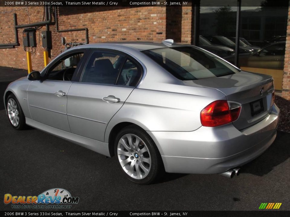 2006 BMW 3 Series 330xi Sedan Titanium Silver Metallic / Grey Photo #4