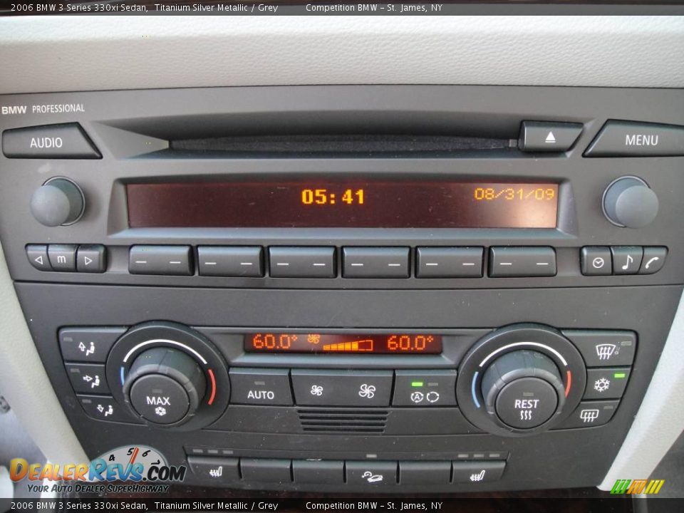 2006 BMW 3 Series 330xi Sedan Titanium Silver Metallic / Grey Photo #13