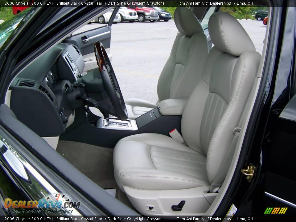 2006 Chrysler 300 C HEMI Brilliant Black Crystal Pearl / Dark Slate Gray/Light Graystone Photo #9