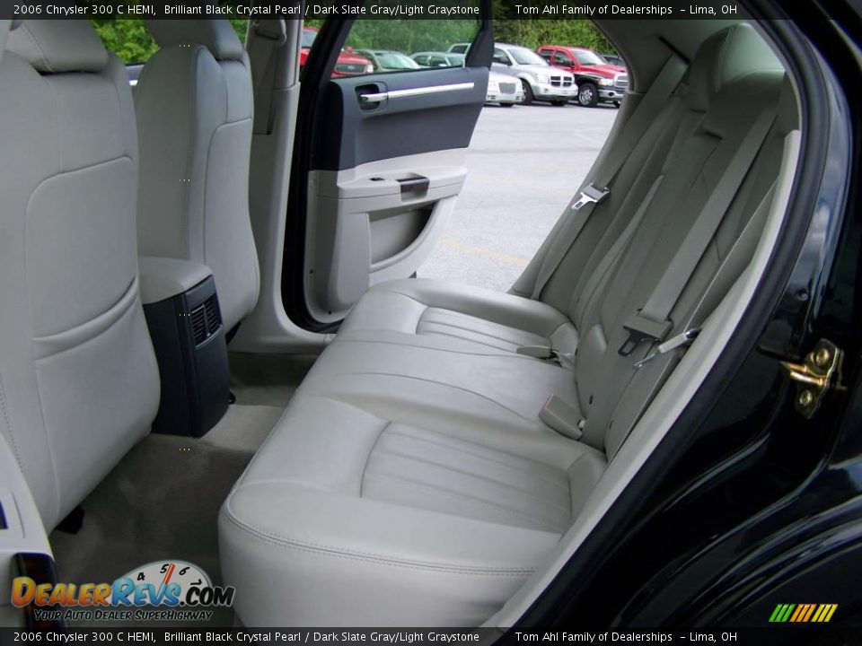 2006 Chrysler 300 C HEMI Brilliant Black Crystal Pearl / Dark Slate Gray/Light Graystone Photo #10