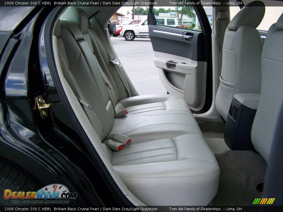 2006 Chrysler 300 C HEMI Brilliant Black Crystal Pearl / Dark Slate Gray/Light Graystone Photo #11