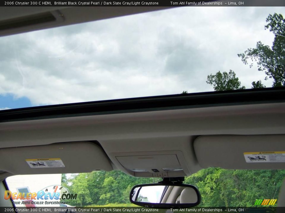 2006 Chrysler 300 C HEMI Brilliant Black Crystal Pearl / Dark Slate Gray/Light Graystone Photo #14
