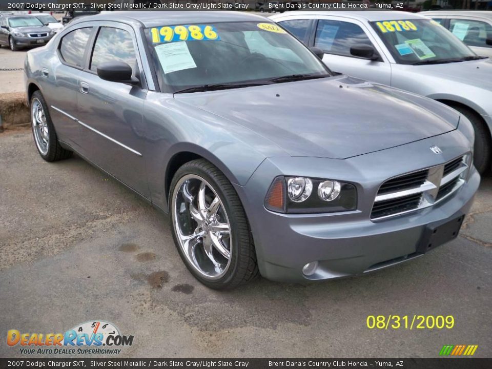 2007 Dodge Charger SXT Silver Steel Metallic / Dark Slate Gray/Light Slate Gray Photo #2