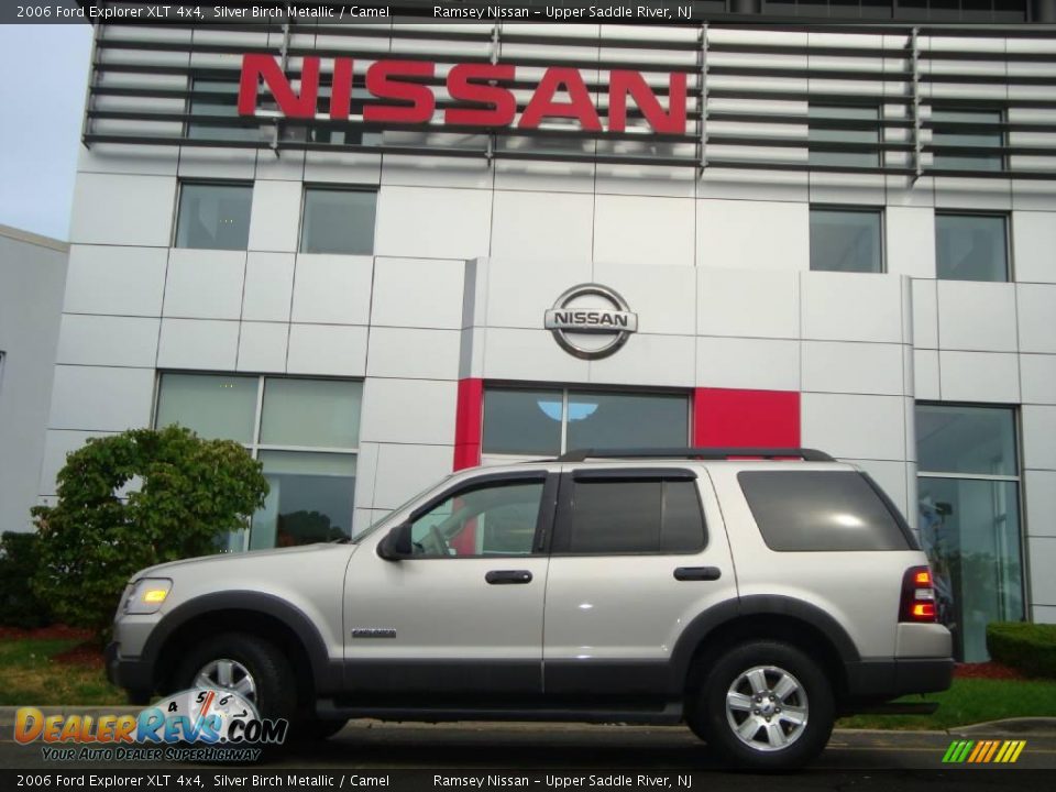 2006 Ford Explorer XLT 4x4 Silver Birch Metallic / Camel Photo #5