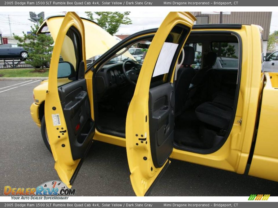2005 Dodge Ram 1500 SLT Rumble Bee Quad Cab 4x4 Solar Yellow / Dark Slate Gray Photo #15