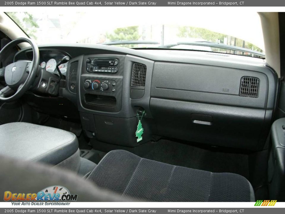 2005 Dodge Ram 1500 SLT Rumble Bee Quad Cab 4x4 Solar Yellow / Dark Slate Gray Photo #18