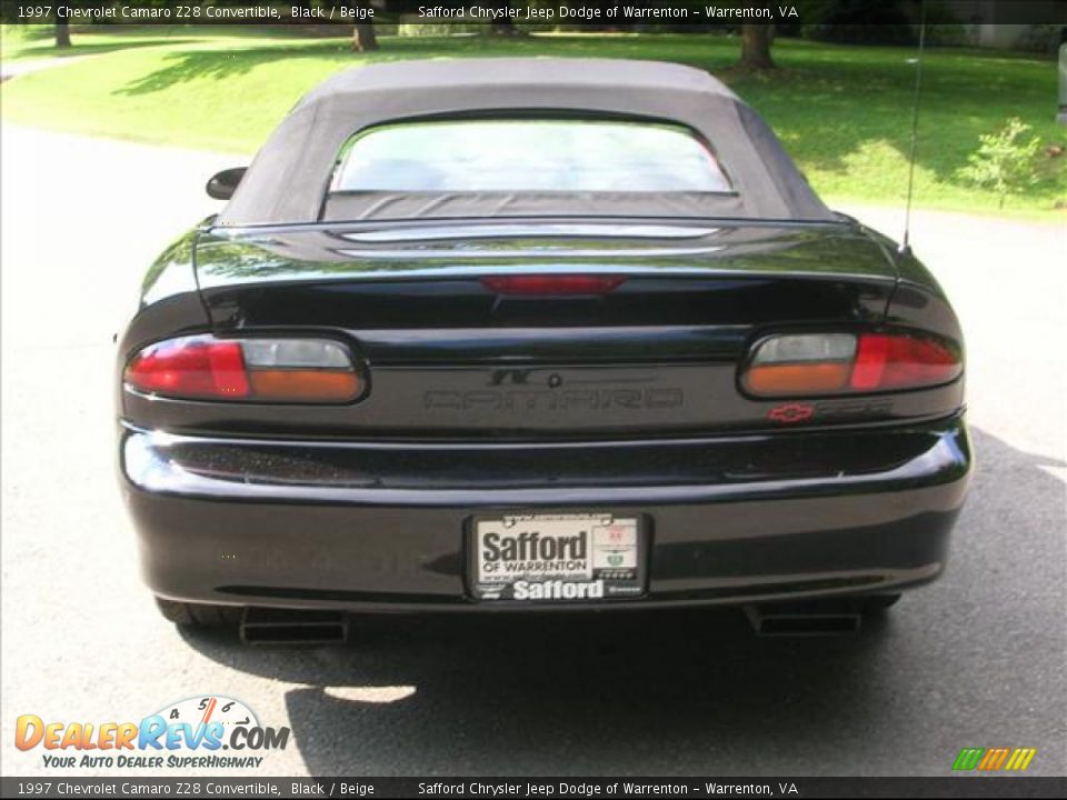 1997 Chevrolet Camaro Z28 Convertible Black / Beige Photo #19