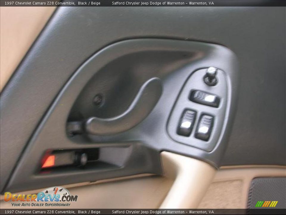 1997 Chevrolet Camaro Z28 Convertible Black / Beige Photo #21