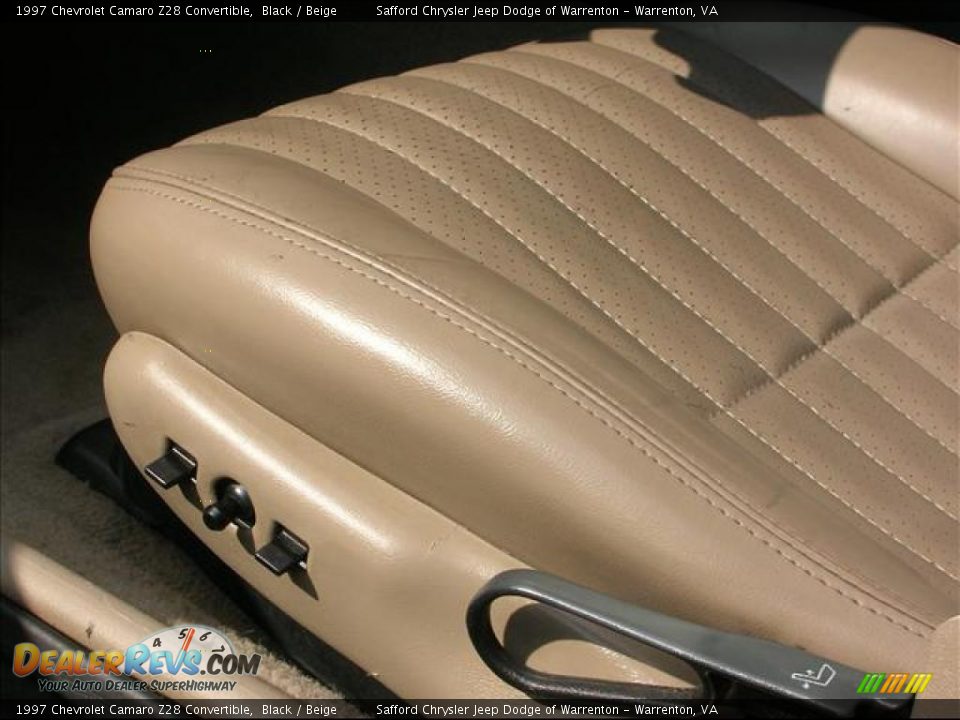 1997 Chevrolet Camaro Z28 Convertible Black / Beige Photo #22