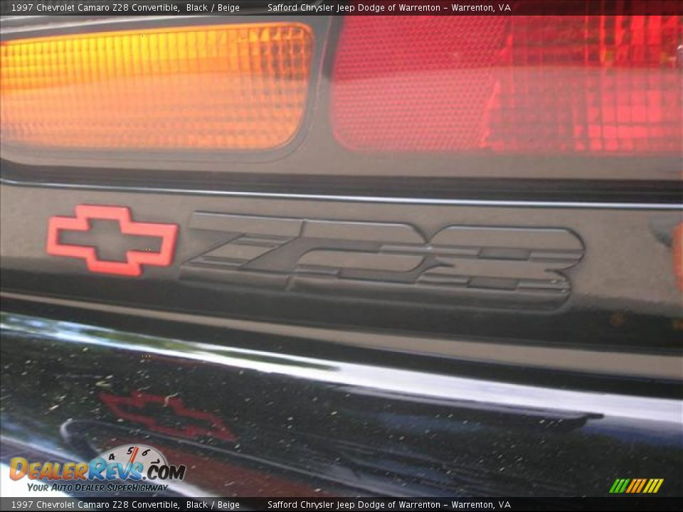 1997 Chevrolet Camaro Z28 Convertible Black / Beige Photo #24