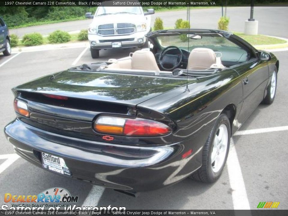 1997 Chevrolet Camaro Z28 Convertible Black / Beige Photo #28