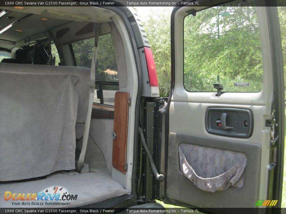 1999 GMC Savana Van G1500 Passenger Onyx Black / Pewter Photo #13