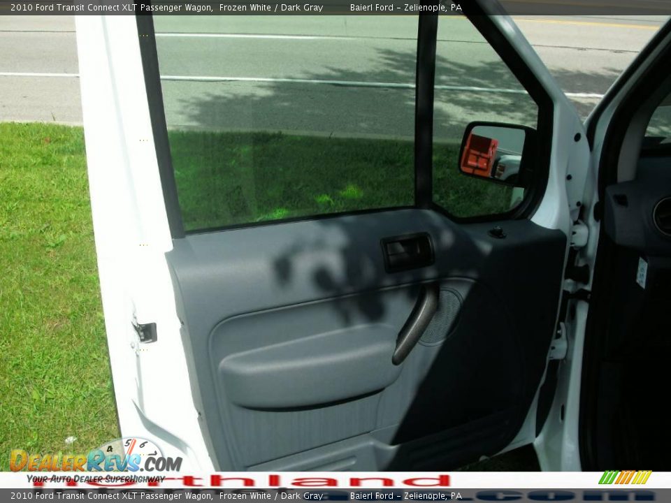 2010 Ford Transit Connect XLT Passenger Wagon Frozen White / Dark Gray Photo #9