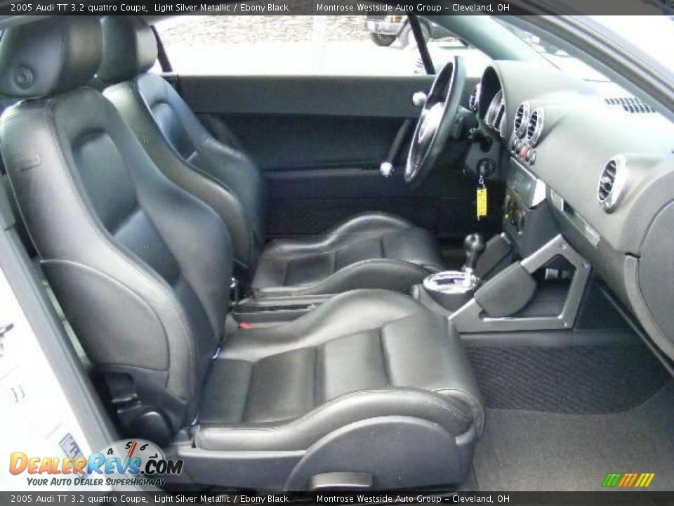 2005 Audi TT 3.2 quattro Coupe Light Silver Metallic / Ebony Black Photo #12