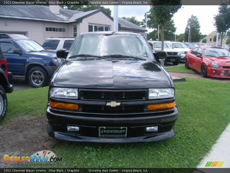 2001 Chevrolet Blazer Xtreme Onyx Black / Graphite Photo #1