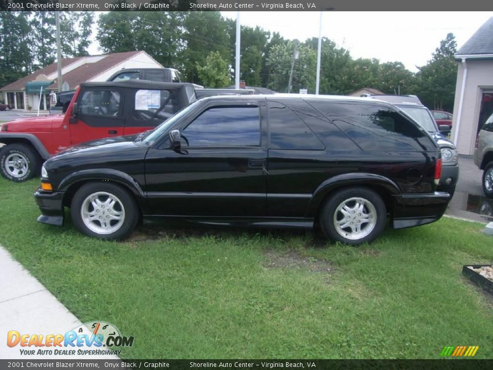 2001 Chevrolet Blazer Xtreme Onyx Black / Graphite Photo #3