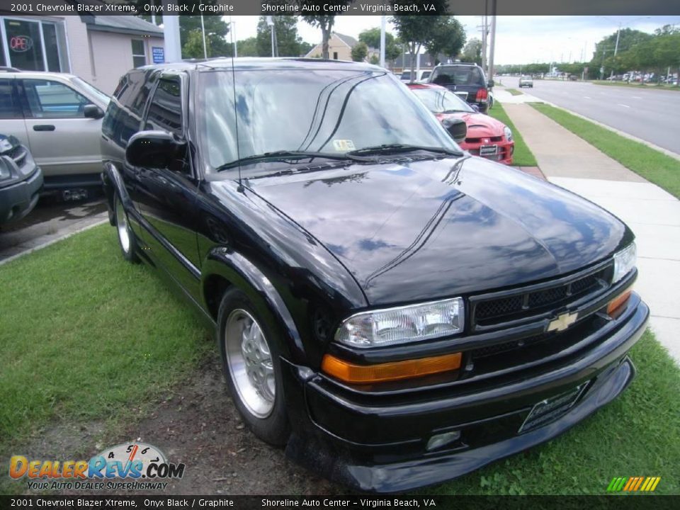 2001 Chevrolet Blazer Xtreme Onyx Black / Graphite Photo #8