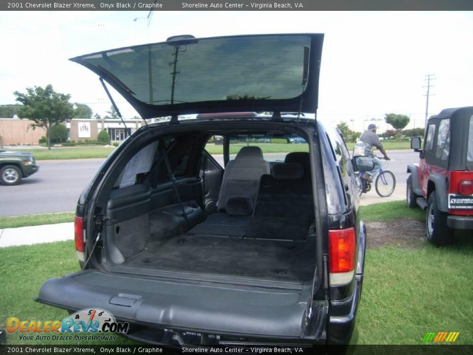 2001 Chevrolet Blazer Xtreme Onyx Black / Graphite Photo #15