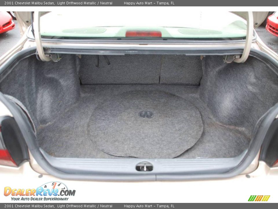 2001 Chevrolet Malibu Sedan Light Driftwood Metallic / Neutral Photo #17