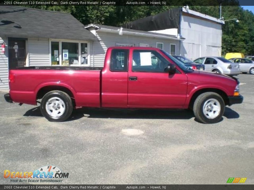 2003 Chevrolet S10 Extended Cab Dark Cherry Red Metallic / Graphite Photo #4