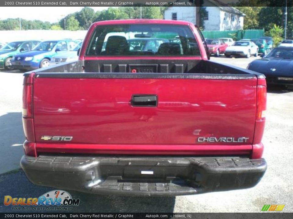 2003 Chevrolet S10 Extended Cab Dark Cherry Red Metallic / Graphite Photo #6