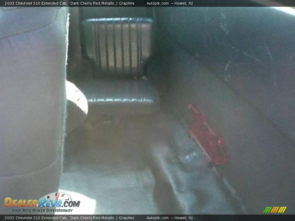 2003 Chevrolet S10 Extended Cab Dark Cherry Red Metallic / Graphite Photo #11