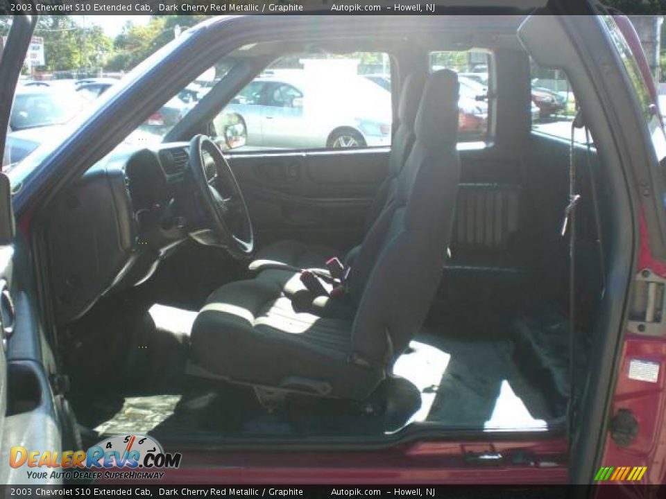 2003 Chevrolet S10 Extended Cab Dark Cherry Red Metallic / Graphite Photo #12