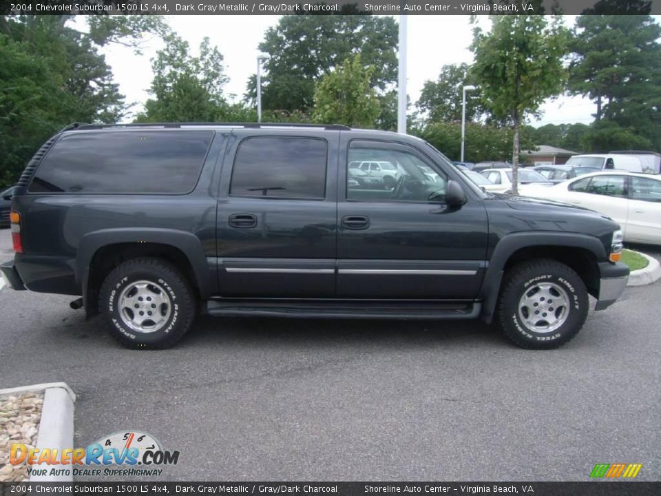 2004 Chevrolet Suburban 1500 LS 4x4 Dark Gray Metallic / Gray/Dark Charcoal Photo #7