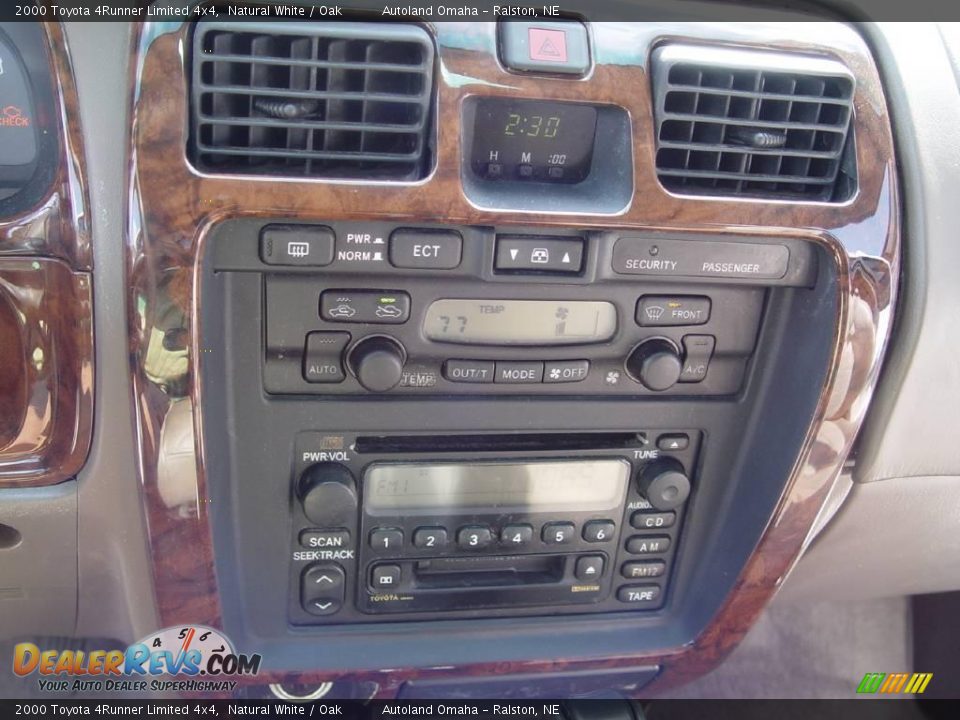 2000 Toyota 4Runner Limited 4x4 Natural White / Oak Photo #12