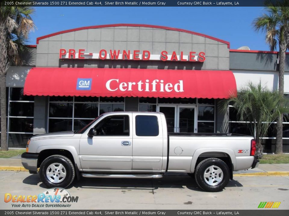 2005 Chevrolet Silverado 1500 Z71 Extended Cab 4x4 Silver Birch Metallic / Medium Gray Photo #1