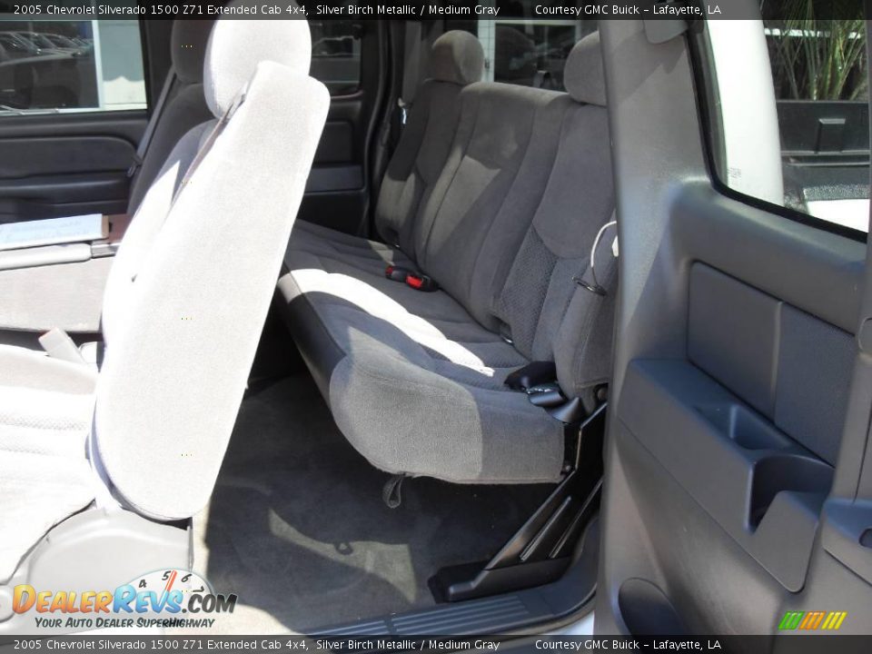 2005 Chevrolet Silverado 1500 Z71 Extended Cab 4x4 Silver Birch Metallic / Medium Gray Photo #8