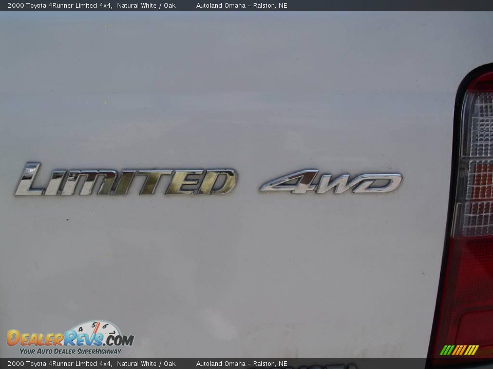 2000 Toyota 4Runner Limited 4x4 Natural White / Oak Photo #24