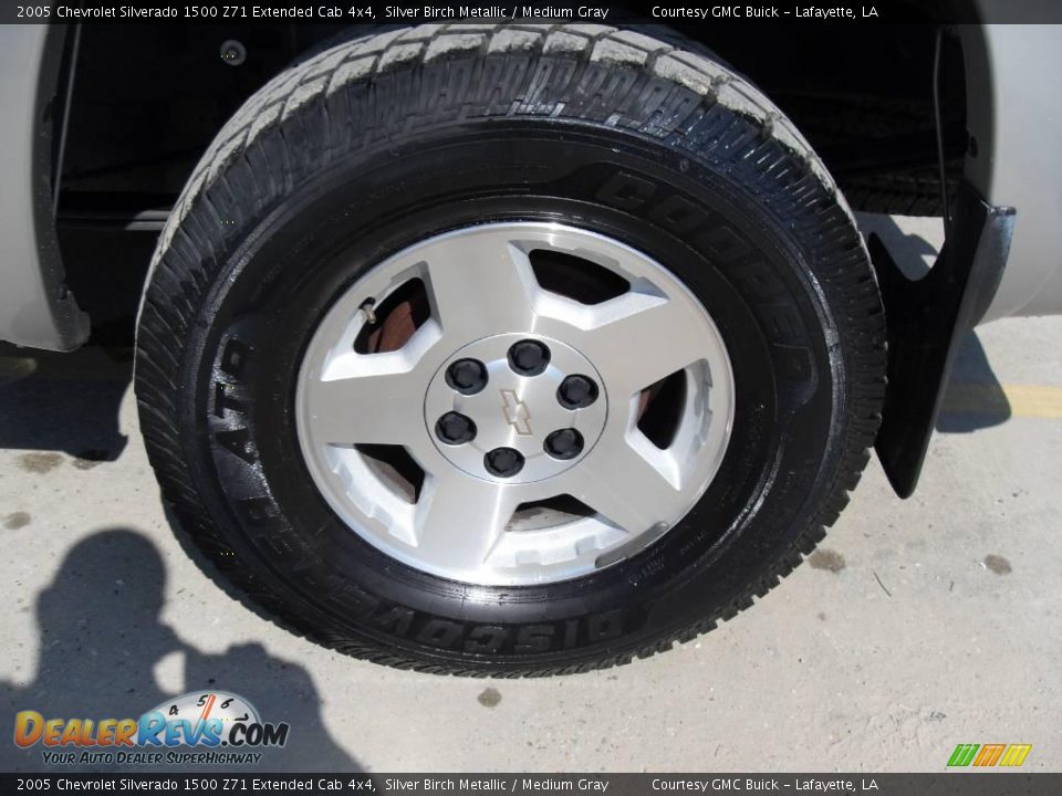 2005 Chevrolet Silverado 1500 Z71 Extended Cab 4x4 Silver Birch Metallic / Medium Gray Photo #20