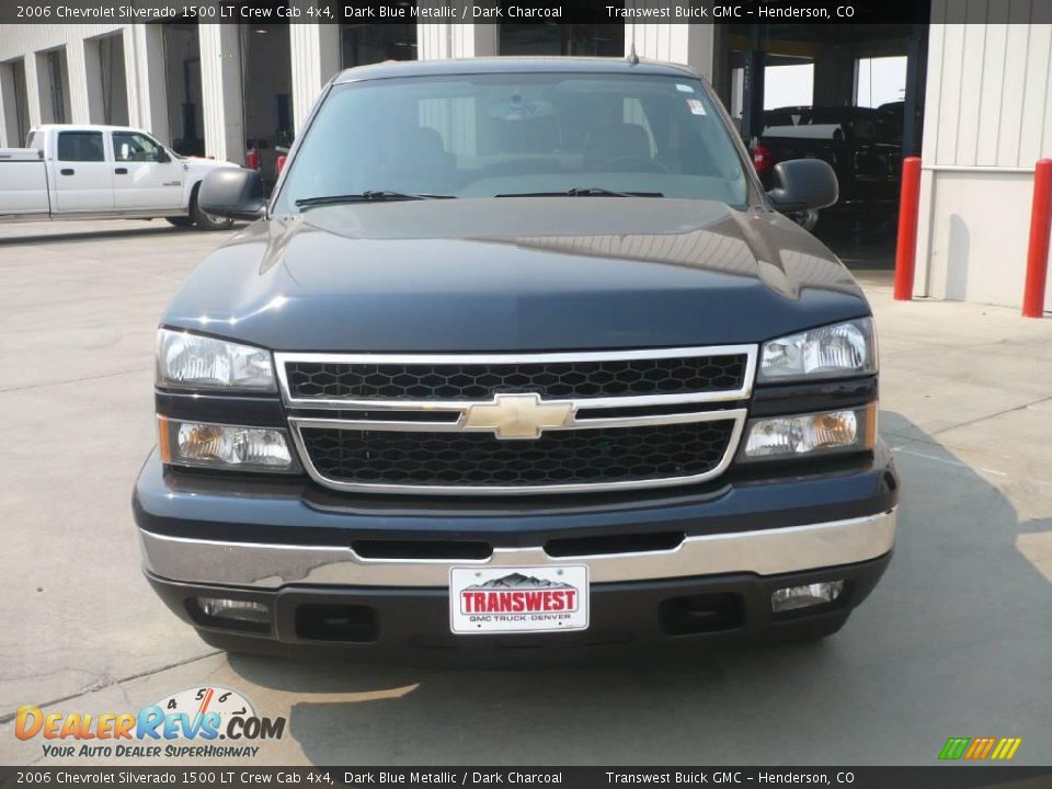 2006 Chevrolet Silverado 1500 LT Crew Cab 4x4 Dark Blue Metallic / Dark Charcoal Photo #2