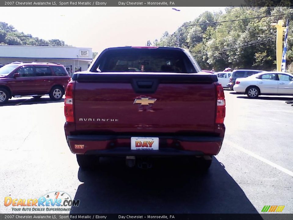 2007 Chevrolet Avalanche LS Sport Red Metallic / Ebony Photo #6