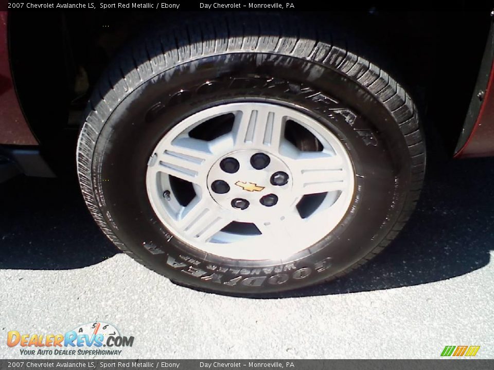 2007 Chevrolet Avalanche LS Sport Red Metallic / Ebony Photo #15