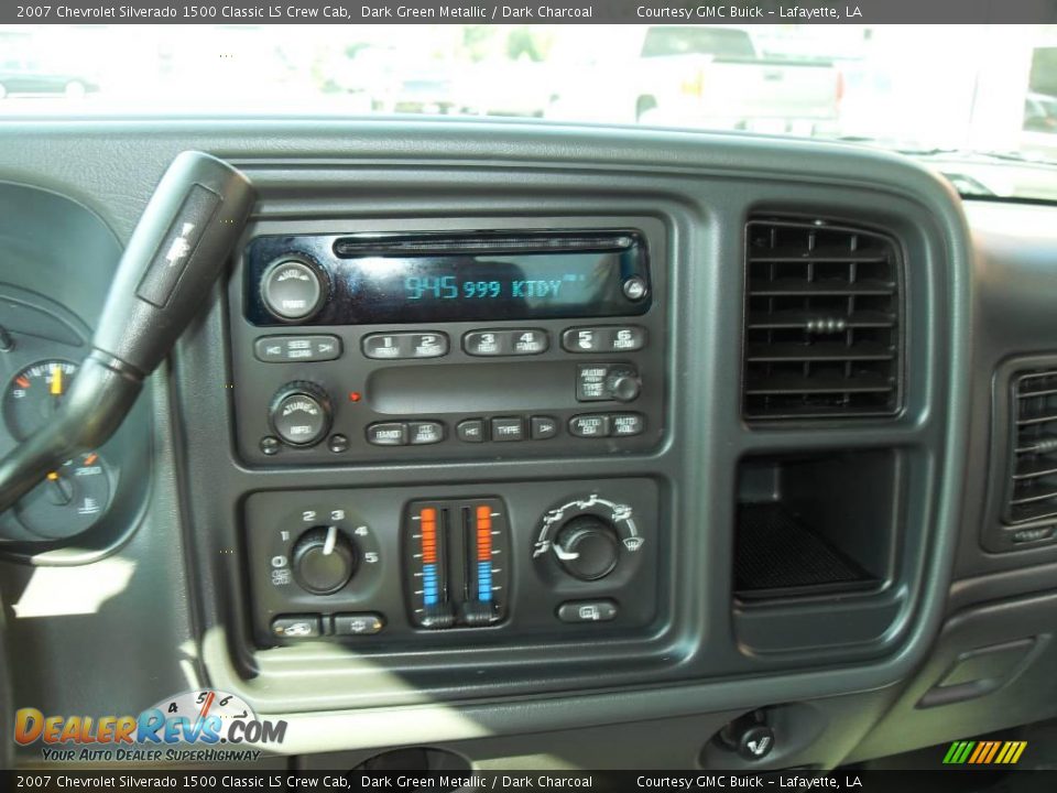 2007 Chevrolet Silverado 1500 Classic LS Crew Cab Dark Green Metallic / Dark Charcoal Photo #13