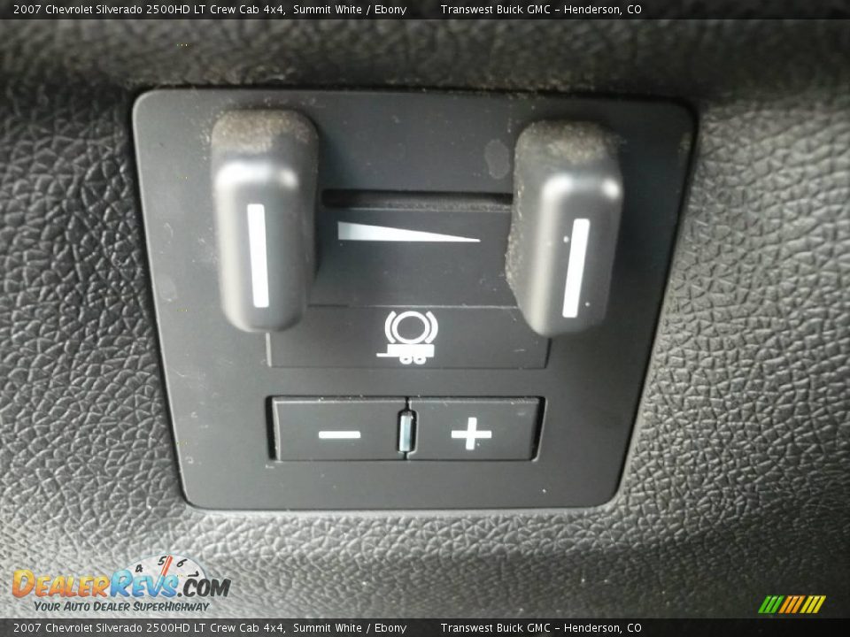 2007 Chevrolet Silverado 2500HD LT Crew Cab 4x4 Summit White / Ebony Photo #17