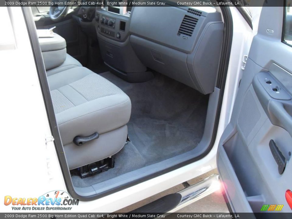2009 Dodge Ram 2500 Big Horn Edition Quad Cab 4x4 Bright White / Medium Slate Gray Photo #10