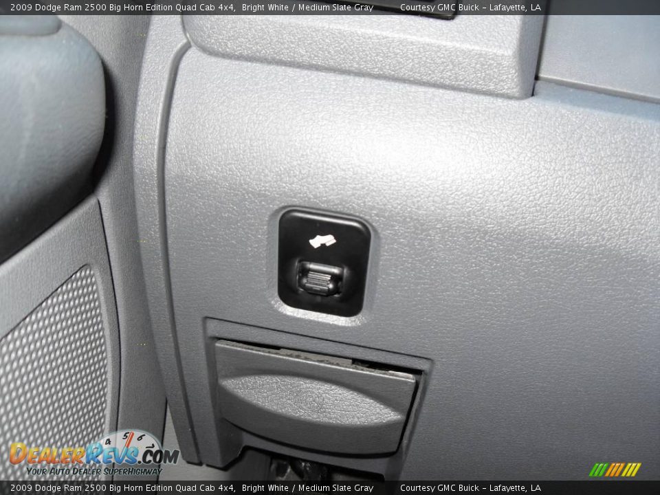 2009 Dodge Ram 2500 Big Horn Edition Quad Cab 4x4 Bright White / Medium Slate Gray Photo #21