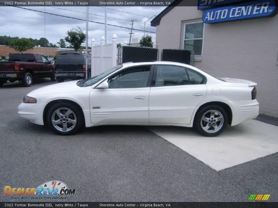 2002 Pontiac Bonneville SSEi Ivory White / Taupe Photo #3