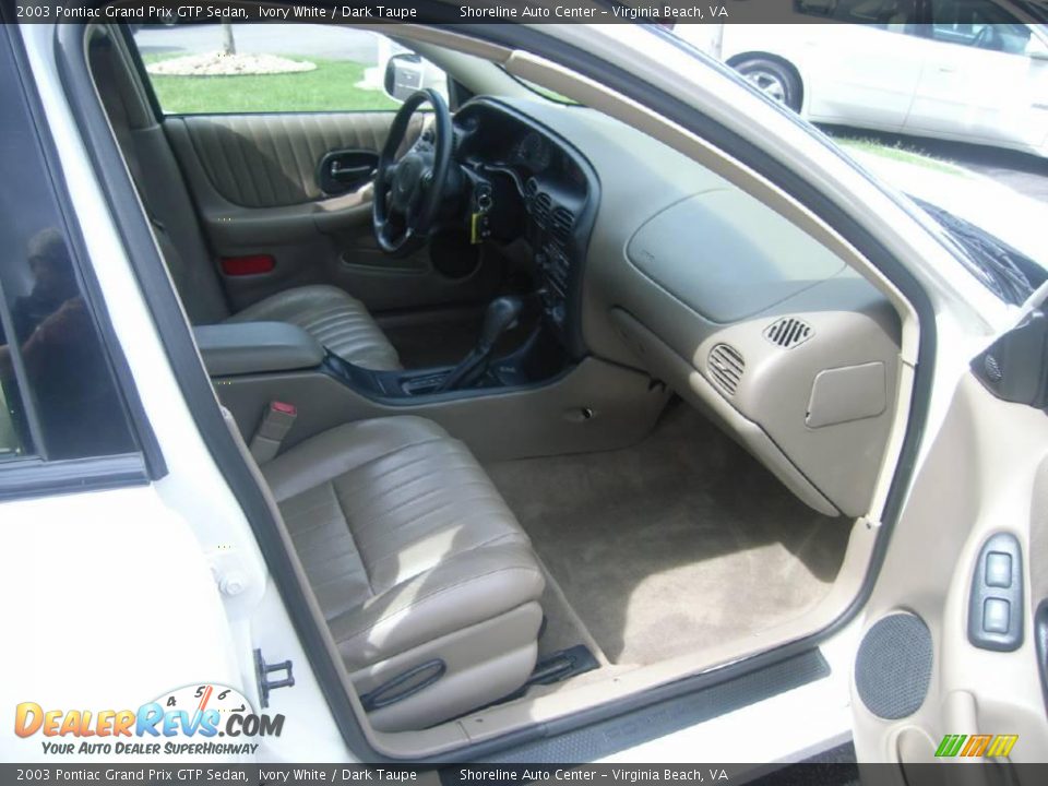 2003 Pontiac Grand Prix GTP Sedan Ivory White / Dark Taupe Photo #11