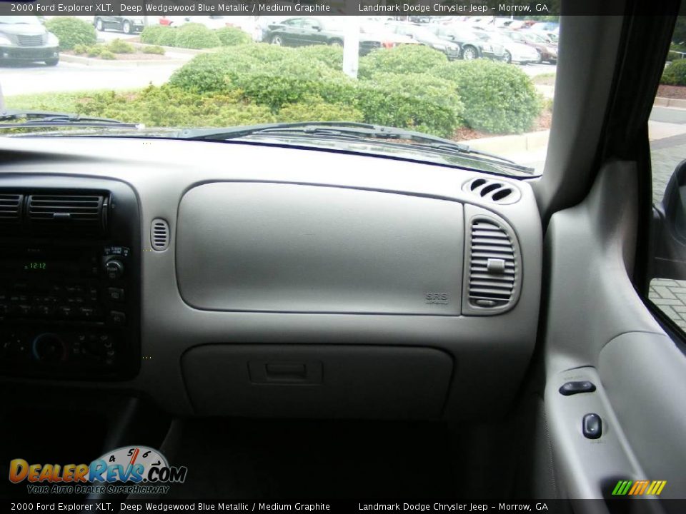 2000 Ford Explorer XLT Deep Wedgewood Blue Metallic / Medium Graphite Photo #21