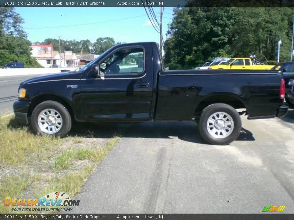 2001 Ford F150 XL Regular Cab Black / Dark Graphite Photo #4