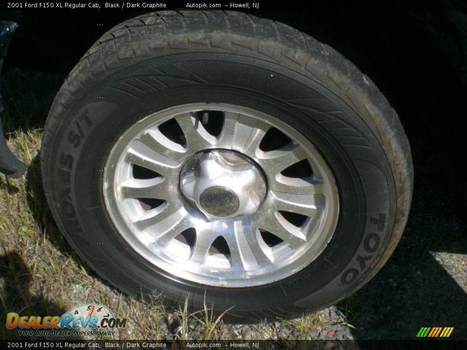 2001 Ford F150 XL Regular Cab Black / Dark Graphite Photo #16