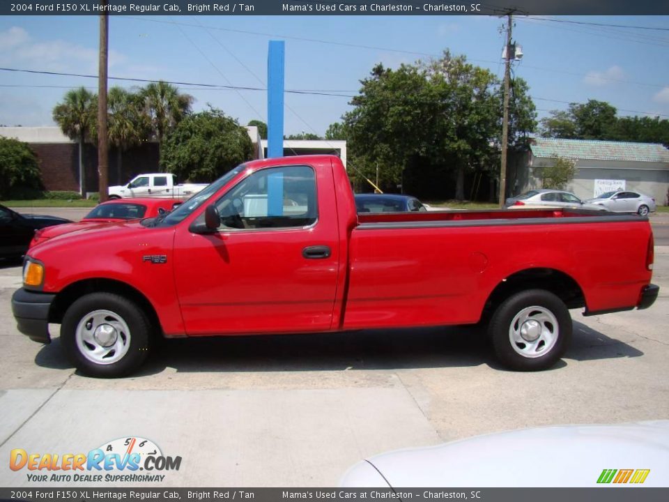 2004 Ford F150 XL Heritage Regular Cab Bright Red / Tan Photo #4